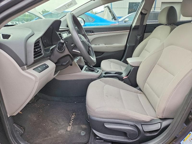 2020 HYUNDAI ELANTRA SE 7