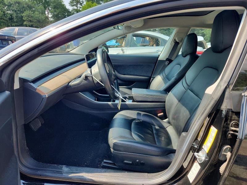 2018 TESLA MODEL 3 7