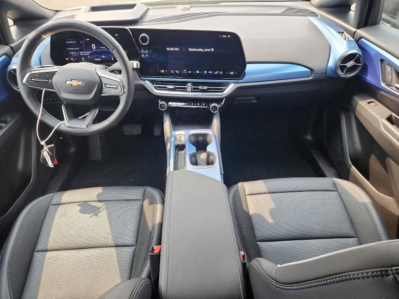 2025 CHEVROLET EQUINOX LT 8