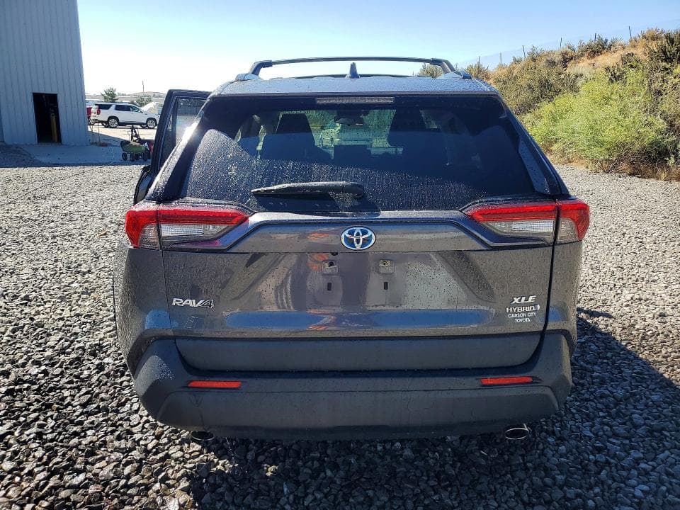 2019 TOYOTA RAV4 HYBRID XLE 6