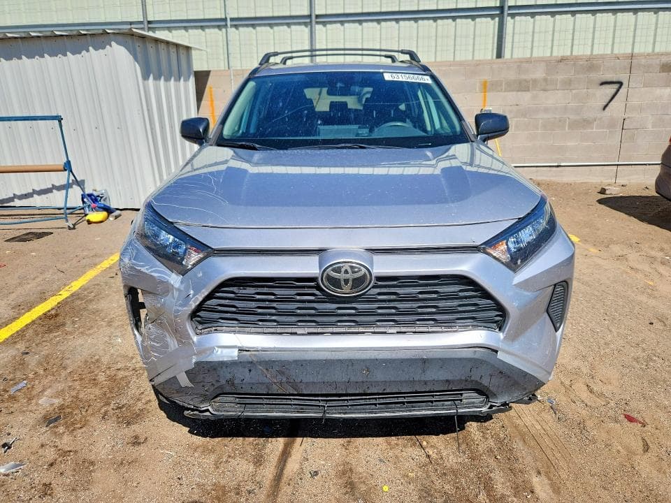 2020 TOYOTA RAV4 LE 5