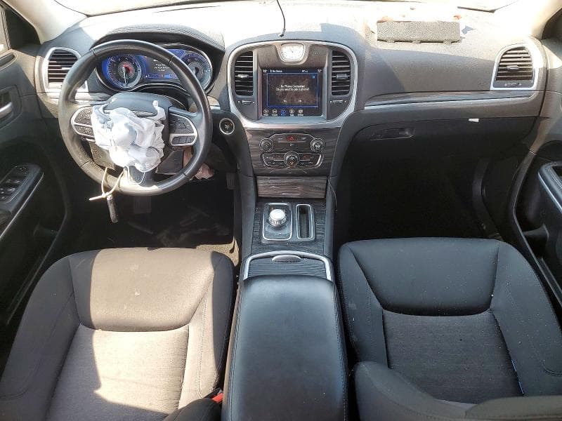 2021 CHRYSLER 300 TOURING 8