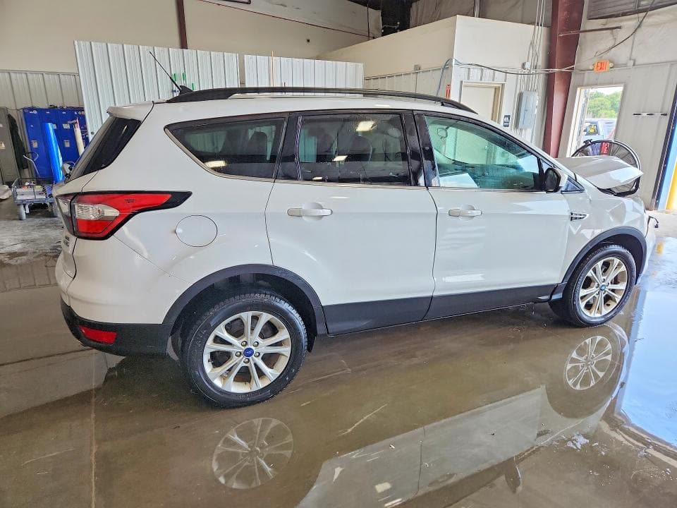 2018 FORD ESCAPE SEL 3