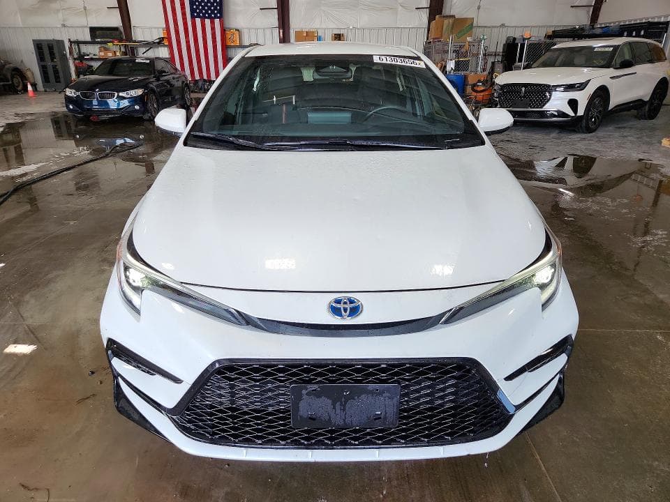 2024 TOYOTA COROLLA HYBRID SE 5
