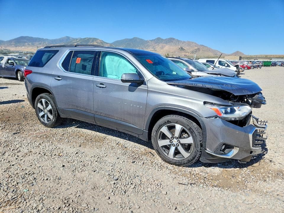 2019 CHEVROLET TRAVERSE LT 4