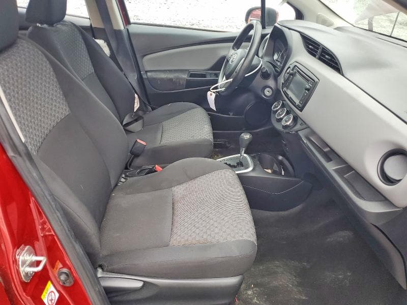 2017 TOYOTA YARIS 5-DOOR L FLEET 7