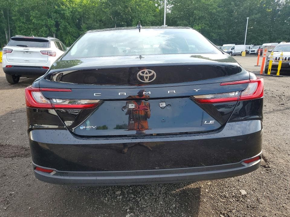 2026 TOYOTA CAMRY LE 6