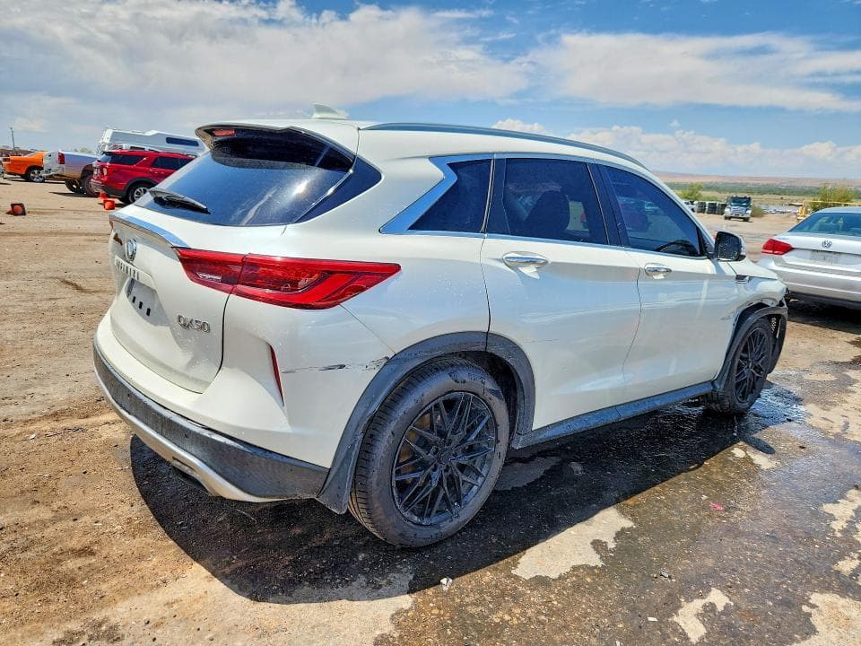 2020 INFINITI QX50 LUXE 3