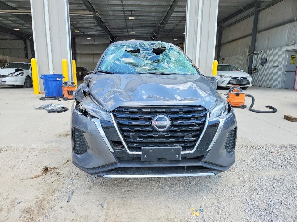 2022 NISSAN KICKS S 5
