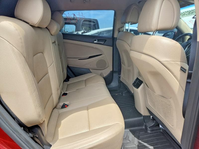 2017 HYUNDAI TUCSON SE PLUS 10