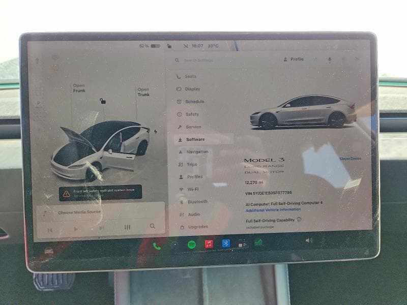 2025 TESLA MODEL 3 9