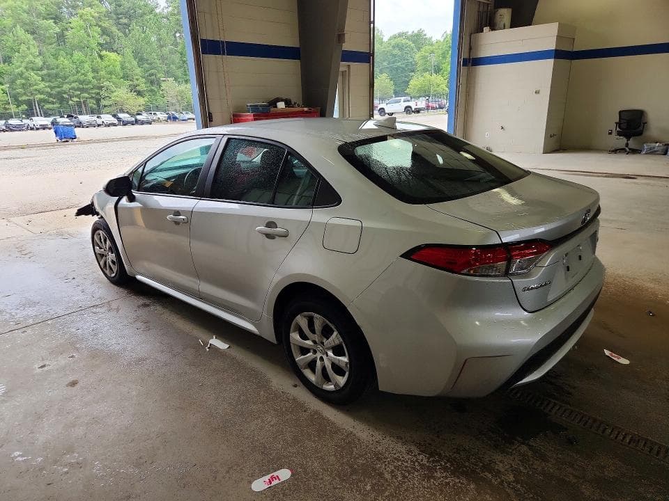 2022 TOYOTA COROLLA LE 2