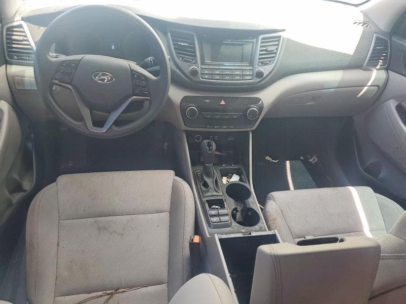 2017 HYUNDAI TUCSON SE 8