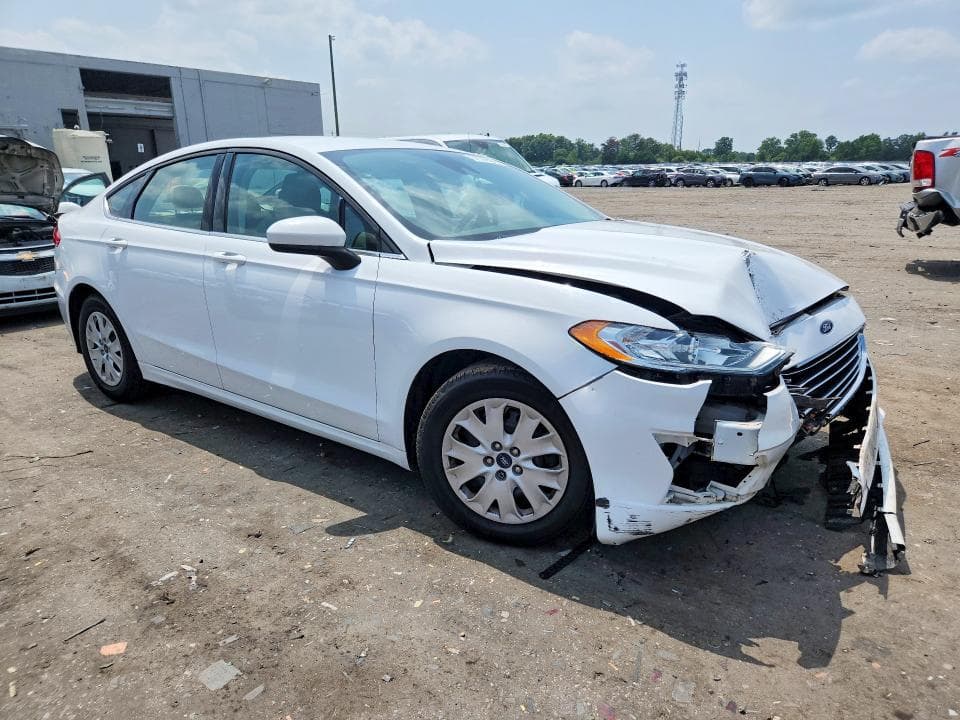 2019 FORD FUSION S 4