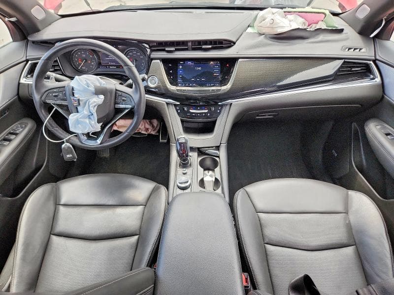 2023 CADILLAC XT6 SPORT 8