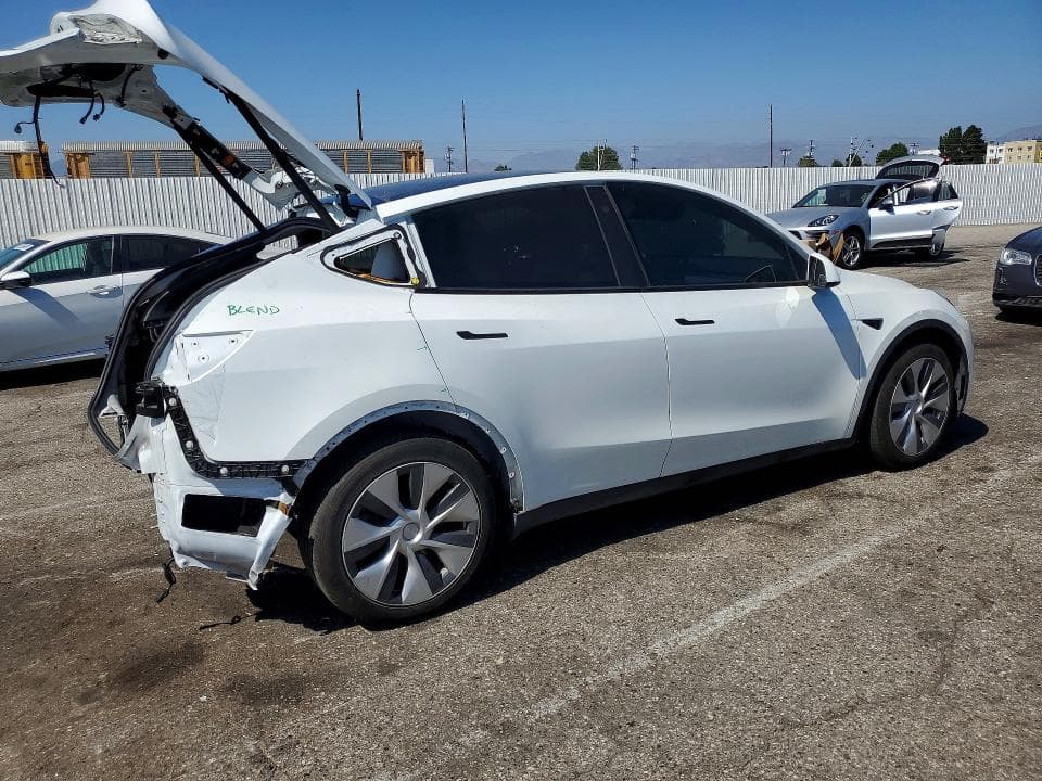 2022 TESLA MODEL Y 3