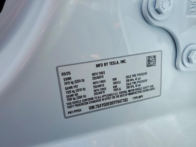 2026 TESLA MODEL Y 12