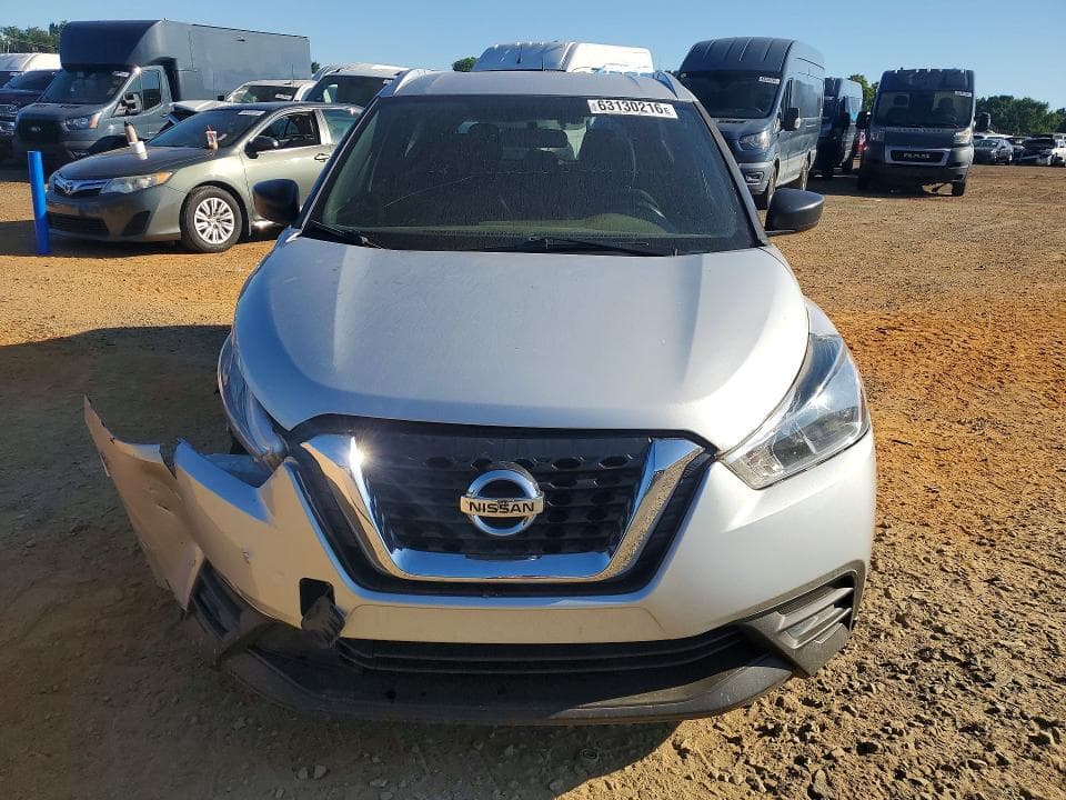 2018 NISSAN KICKS S 5