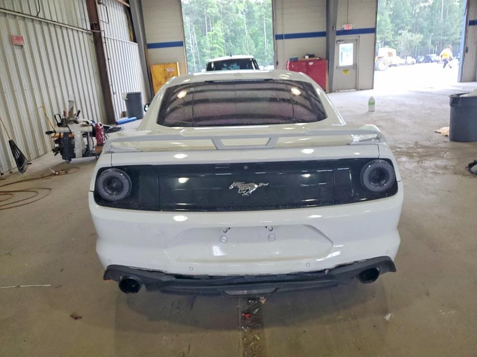 2018 FORD MUSTANG 6