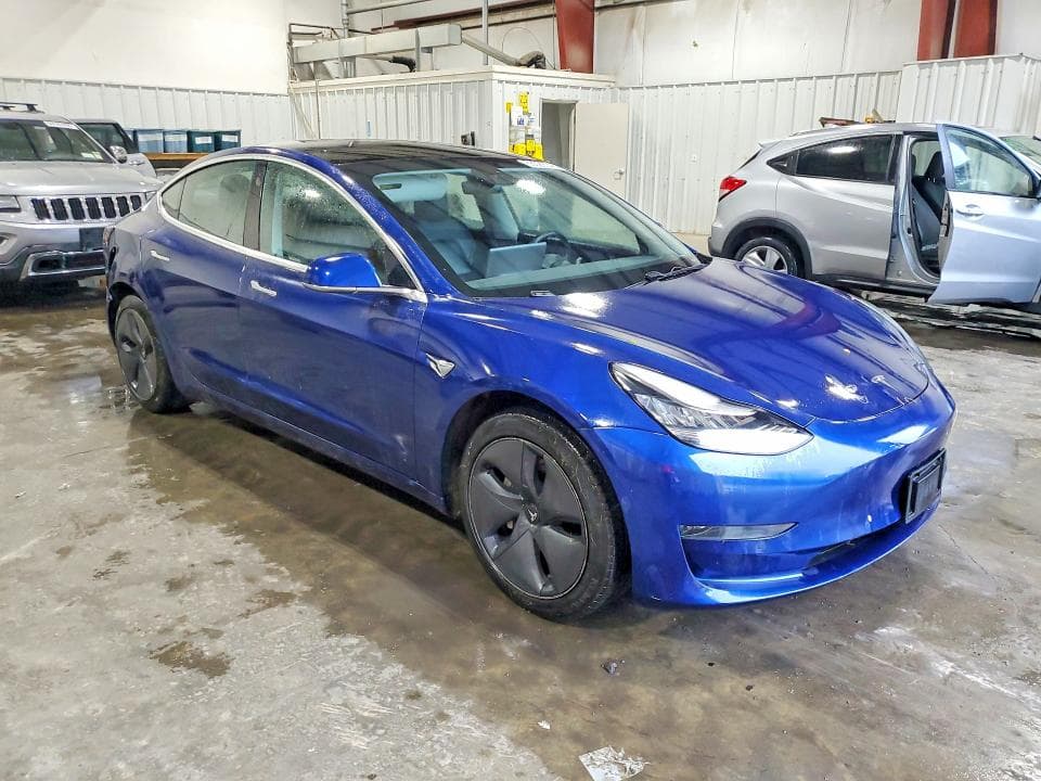2020 TESLA MODEL 3 4