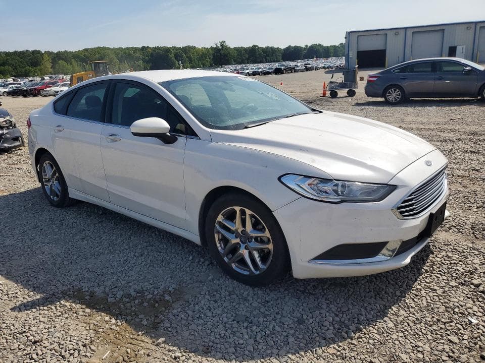 2018 FORD FUSION SE 4
