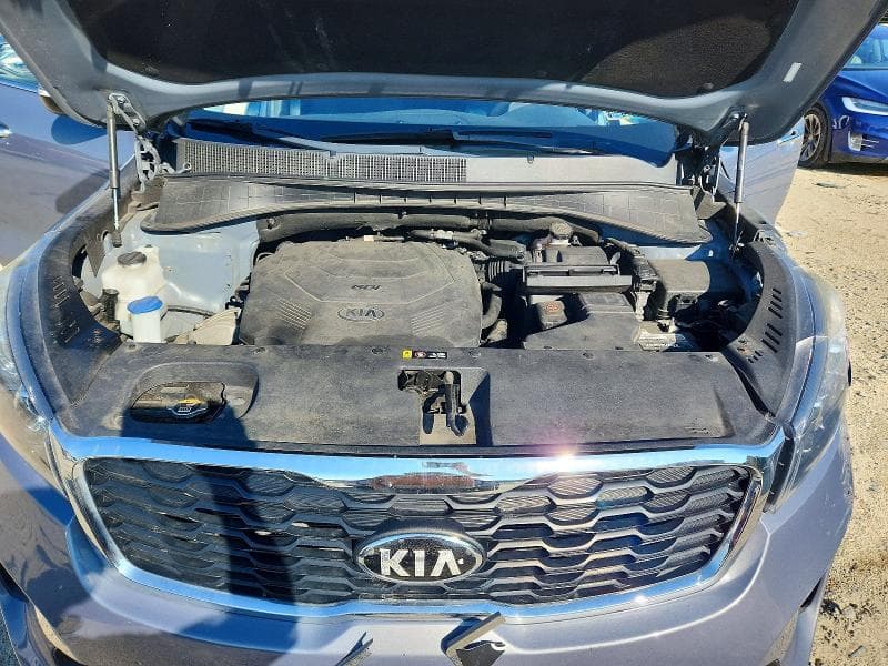2020 KIA SORENTO S 12