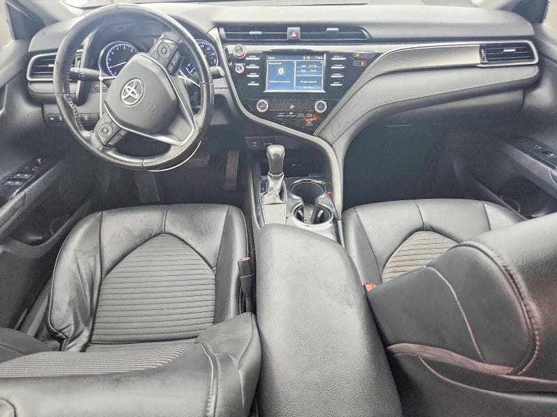 2019 TOYOTA CAMRY SE 8