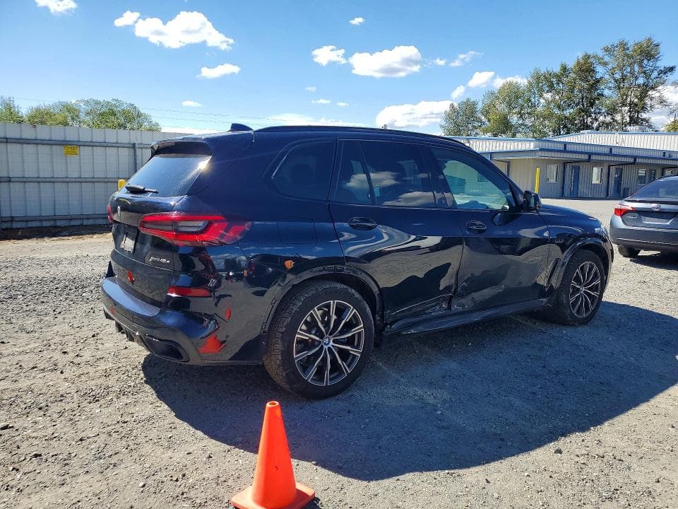 2022 BMW X5 XDRIVE45E 3