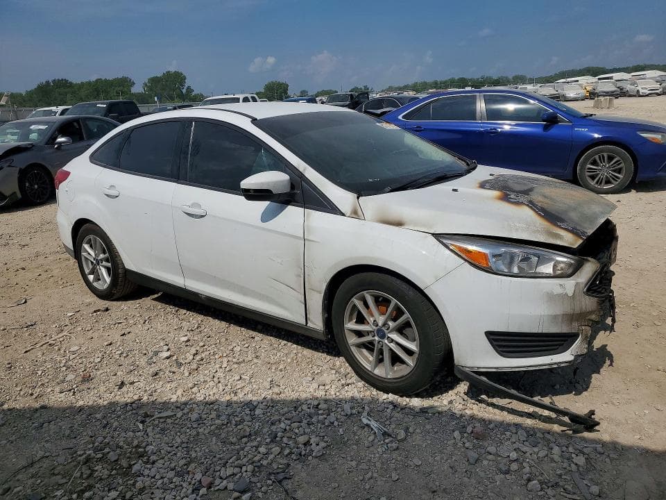 2017 FORD FOCUS SE 4