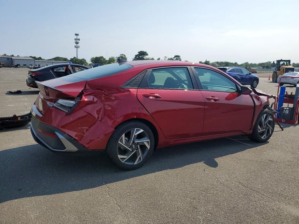 2025 HYUNDAI ELANTRA SEL SPORT 3