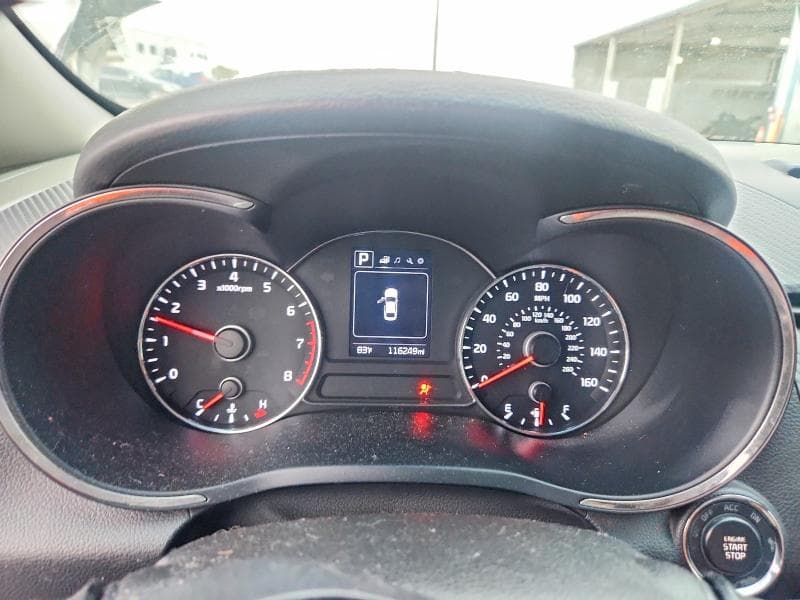 2017 KIA FORTE EX 9