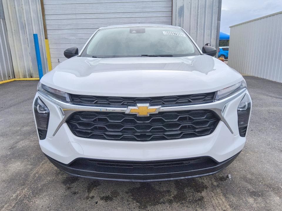 2024 CHEVROLET TRAX LS 5