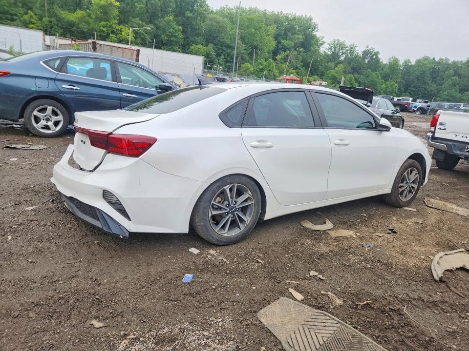 2023 KIA FORTE LXS 3