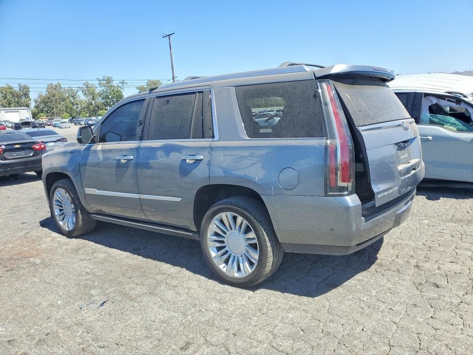 2019 CADILLAC ESCALADE PLATINUM 2