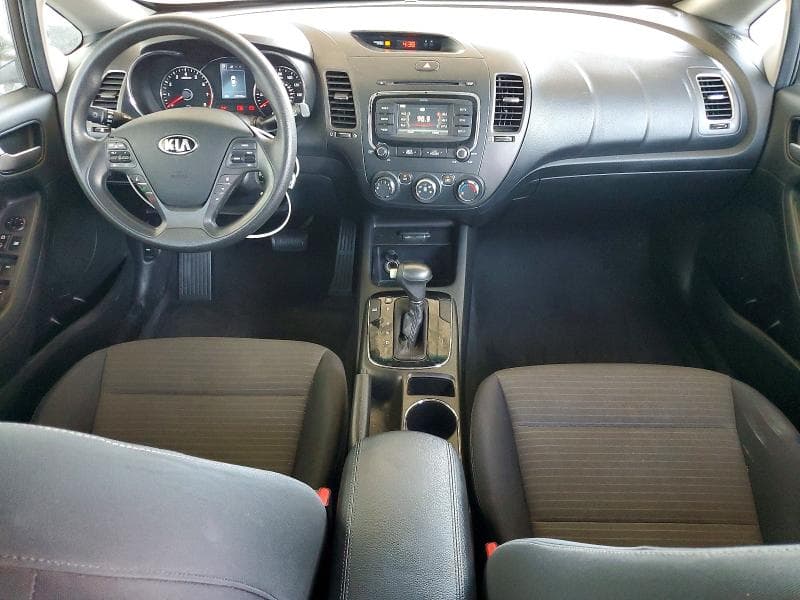 2017 KIA FORTE LX 8
