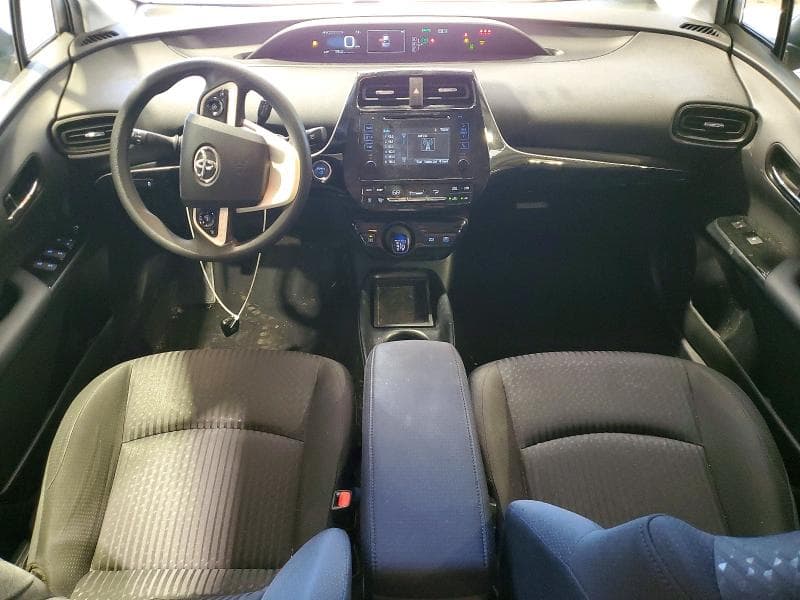 2017 TOYOTA PRIUS TWO 8