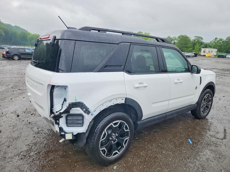 2025 FORD BRONCO SPORT OUTER BANKS 3