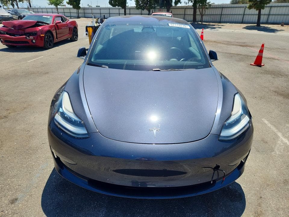 2018 TESLA MODEL 3 5