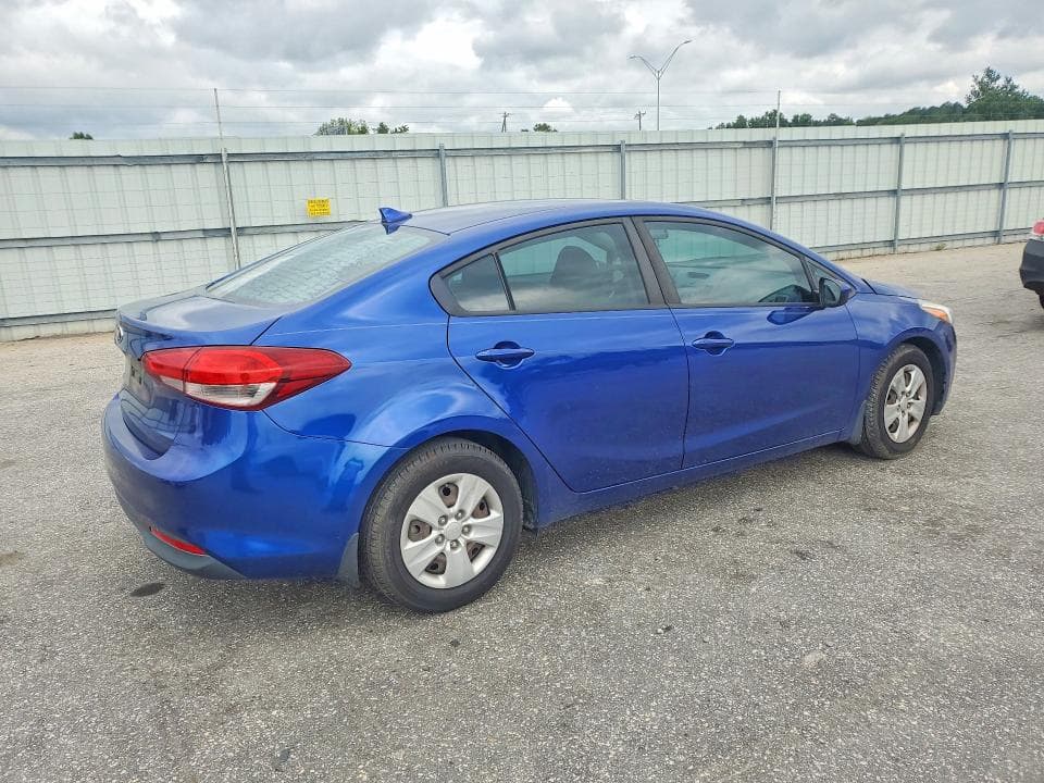 2017 KIA FORTE LX 3