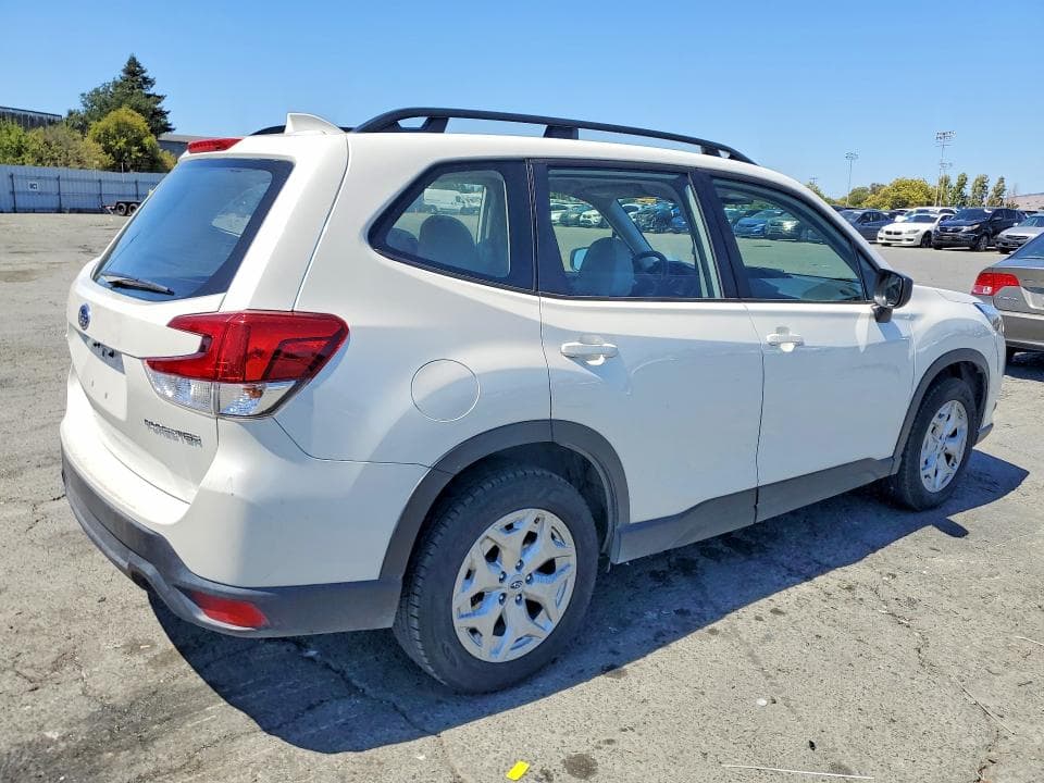 2022 SUBARU FORESTER 3