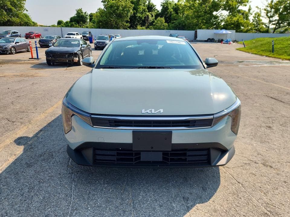 2026 KIA K4 LXS 5
