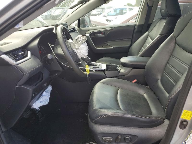 2019 TOYOTA RAV4 XLE PREMIUM 7
