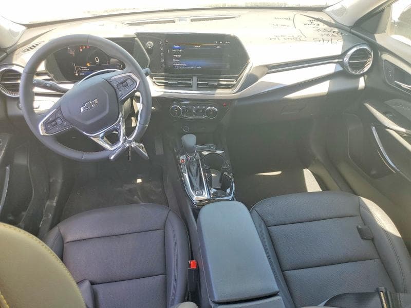 2025 CHEVROLET TRAX ACTIV 8