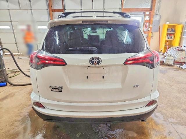 2018 TOYOTA RAV4 LE 6