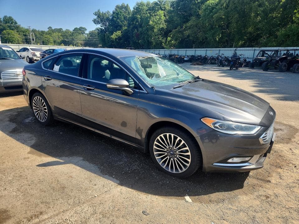 2017 FORD FUSION SE 4