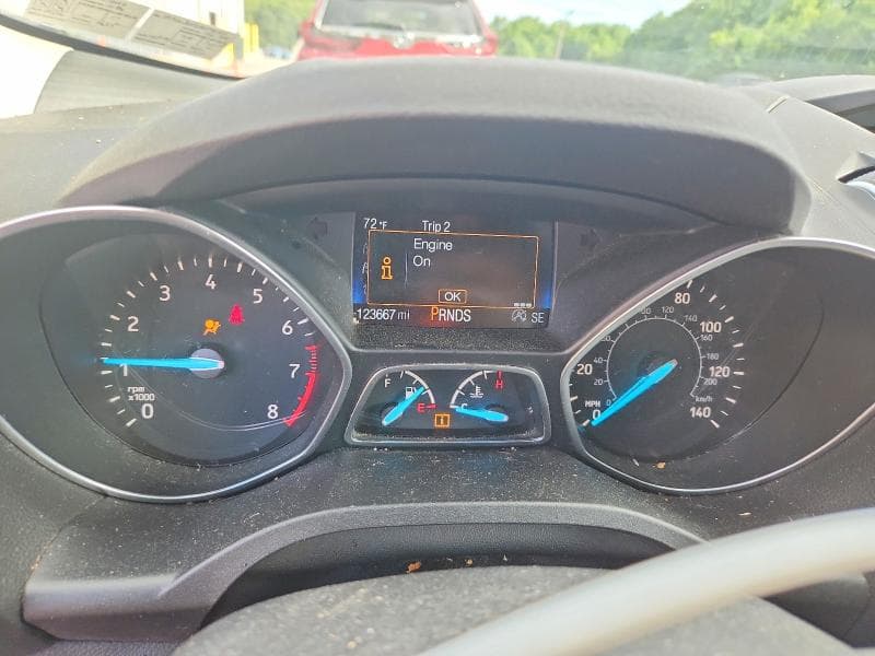 2017 FORD ESCAPE SE 9