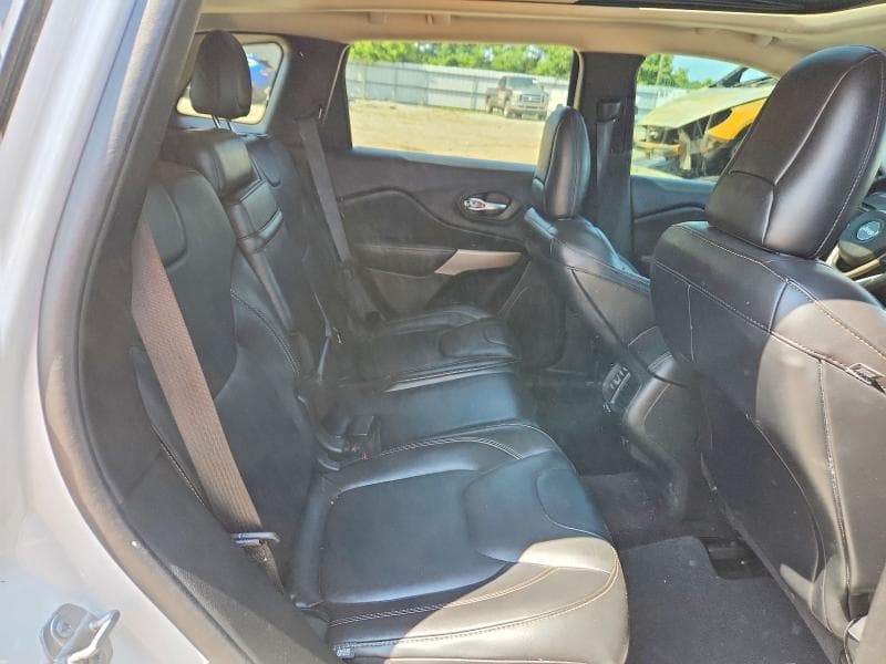 2018 JEEP CHEROKEE LIMITED 11