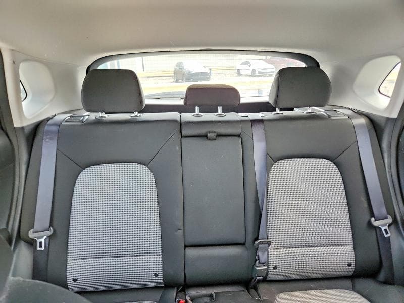 2018 HYUNDAI KONA SEL 10