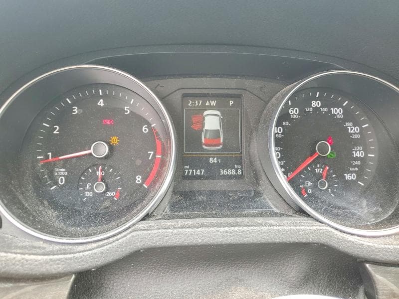 2018 VOLKSWAGEN PASSAT SE 9