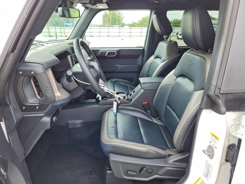 2025 FORD BRONCO OUTER BANKS 7